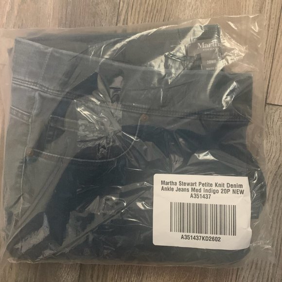 NWT MARTHA STEWART KNIT DENIM ANKLE JEANS MEDIUM INDIGO - Picture 15 of 16